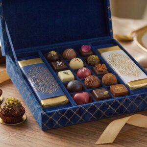 Dubai Velvet Celebration Box (12 assorted chocolates + 2 premium bars)
